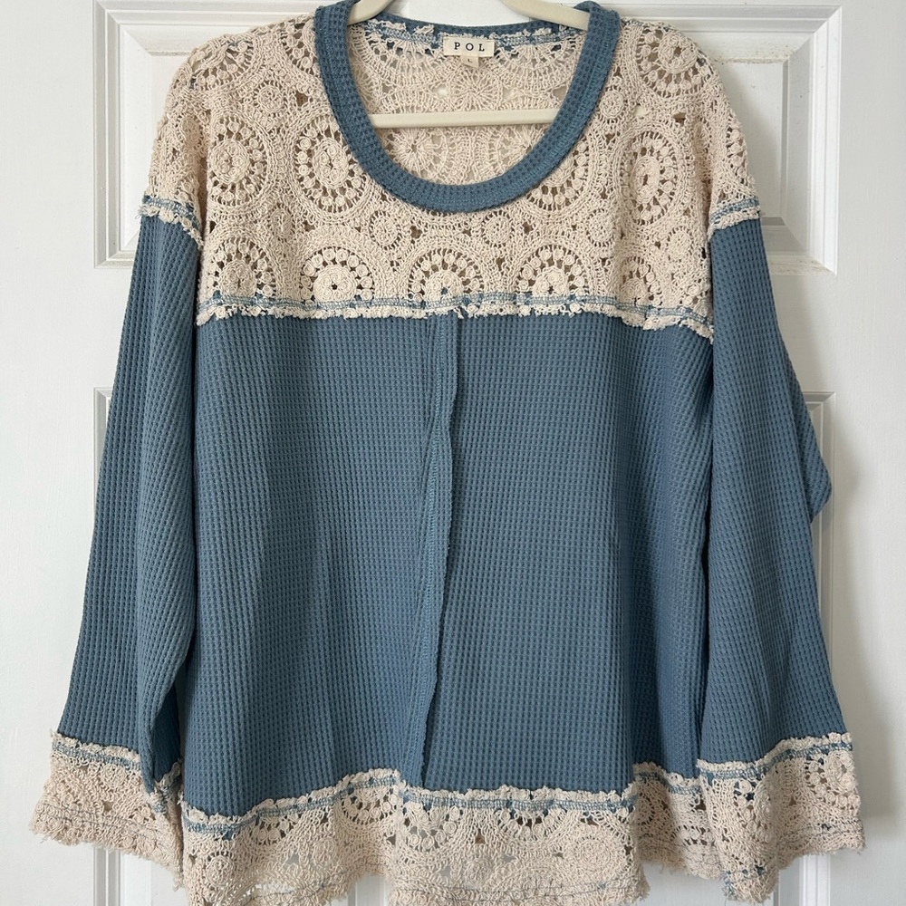 POL Women's Lace Detail Blue and Cream Blouse